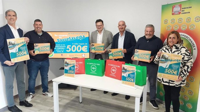 Presentación de la campaña 'Tus compras... En Torrelavega'