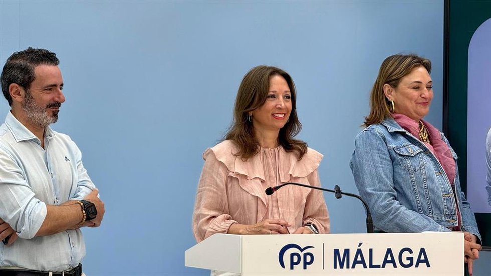 La presidenta del PP de Málaga, Patricia Navarro, en rueda de prensa