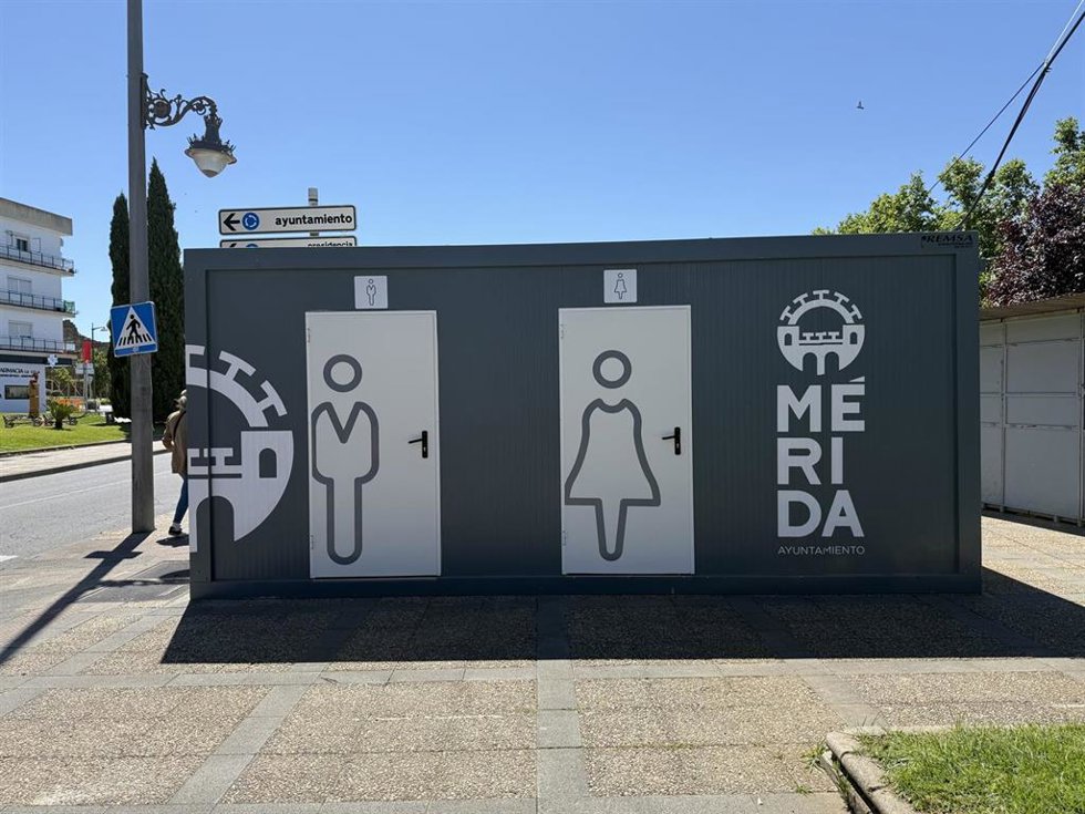 Baños instalados durante Emerita Lvdica