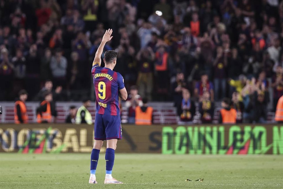 El delantero polaco Robert Lewandowski durante su último partido en el Camp Nou con el FC Barcelona.