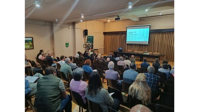 Imagen de la presentación de los datos de los seis primeros meses del Plan de control poblacional.