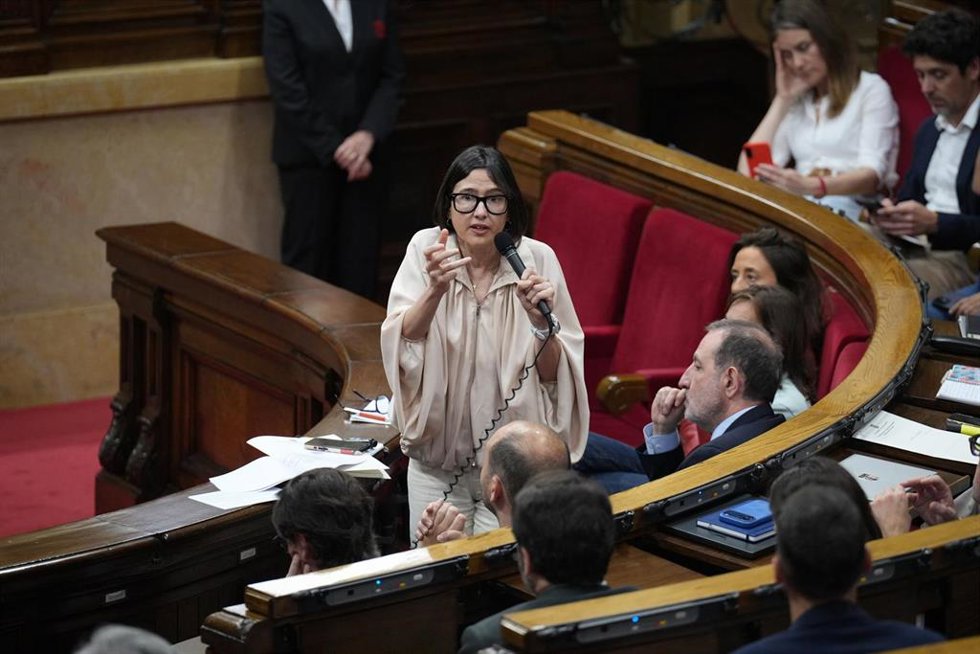 La consellera de Interior, Núria Parlon, durante una sesión plenaria en el Parlament de Catalunya, a 29 de abril de 2026, en Barcelona, Catalunya (España). En el pleno del Parlament de Catalunya debate los dictámenes de los proyectos de ley de la Filmotec