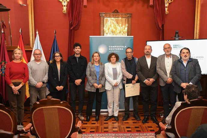 Entrega del premio del Concurso Internacional de Iluminación Ornamental e Artística del entorno monumental de la Catedral de Santiago