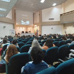 La Delegación de Desarrollo Educativo y Formación Profesional ha entregado los premios a las buenas prácticas de bibliotecas escolares durante la jornada provincial 'Bibliotecas del futuro: magia, retos y acción'