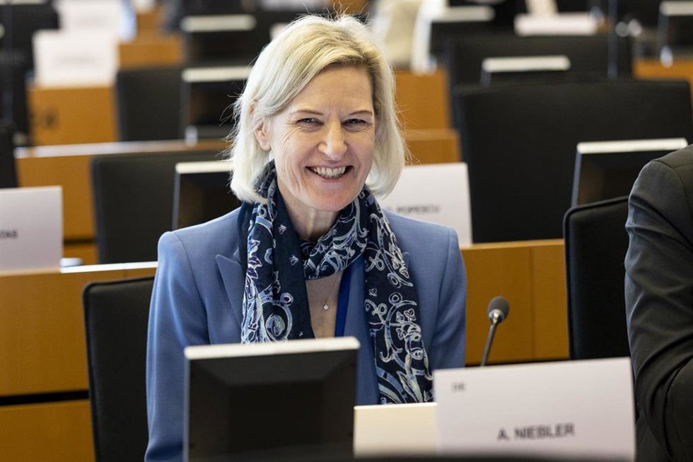 Archivo - La eurodiputada conservadora del CDU/CSU alemán Angelika Niebler