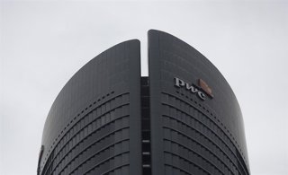 Archivo - Torre de PwC en España, en Madrid (España), a 22 de febrero de 2021.