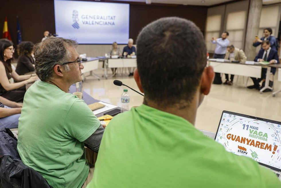 La consellera de Educación, Cultura y Universidades de la Generalitat Valenciana, Carmen Ortí, se reúne con los sindicatos del ámbito educativo. 
