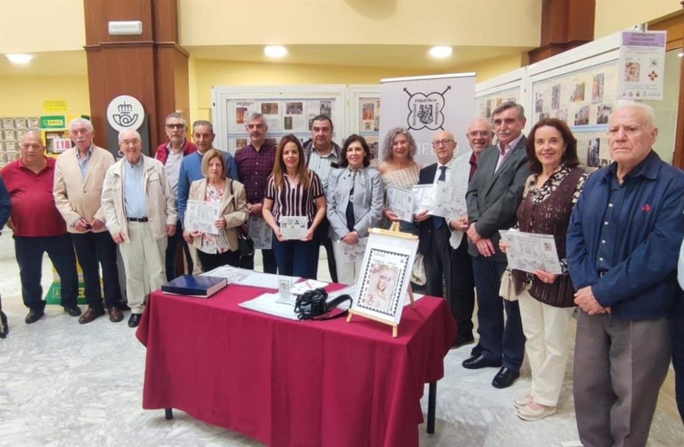 Inauguración de la II Expofil y de Coleccionismo de Tema Libre en la oficina de Correos en Cádiz.
