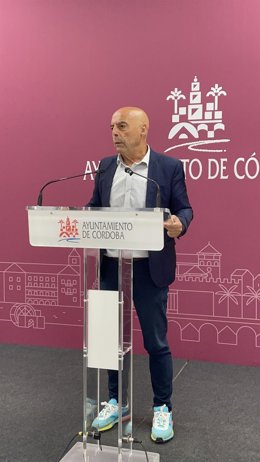 El portavoz del PSOE en el Ayuntamiento de Córdoba, Antonio Hurtado.