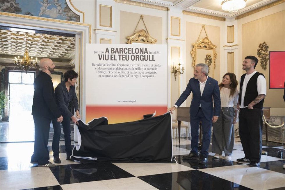 El alcalde de Barcelona, Jaume Collboni, en la presentación del cartel para el Pride 2026