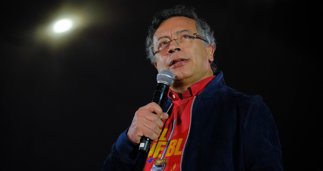 Política