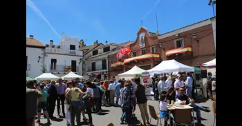 Campo Real convierte el domingo su Plaza Mayor en escaparate gastronómico con la Feria Cómete Campo Real