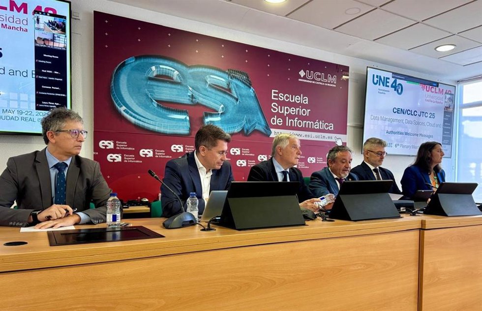 Sexta reunión plenaria del comité europeo 'CEN/CLC JTC'.