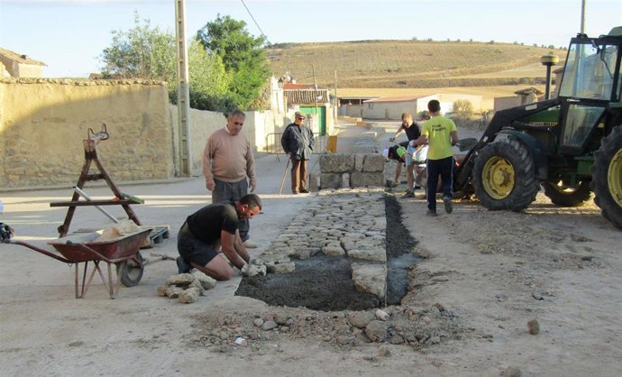 Archivo - El programa 'A Huebra' de Diputación de Palencia llega a 57 localidades con una inversión de 210.000 euros            