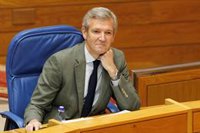 Rueda atiza a la oposición con la imputación de Zapatero con Besteiro ausente del hemiciclo gallego