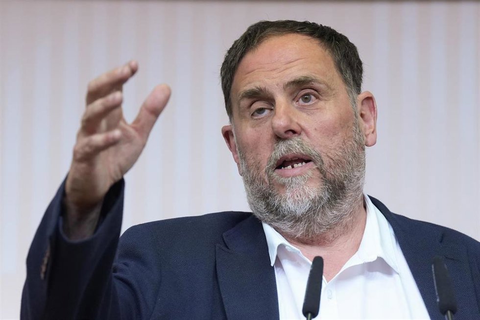 El líder de ERC, Oriol Junqueras, durante una rueda de prensa, en la sede de ERC, a 19 de mayo de 2026, en Barcelona, Catalunya (España). Junqueras ha informado sobre el acuerdo llevado a cabo con el PSC para presentar una presupuestos de la Generalitat p