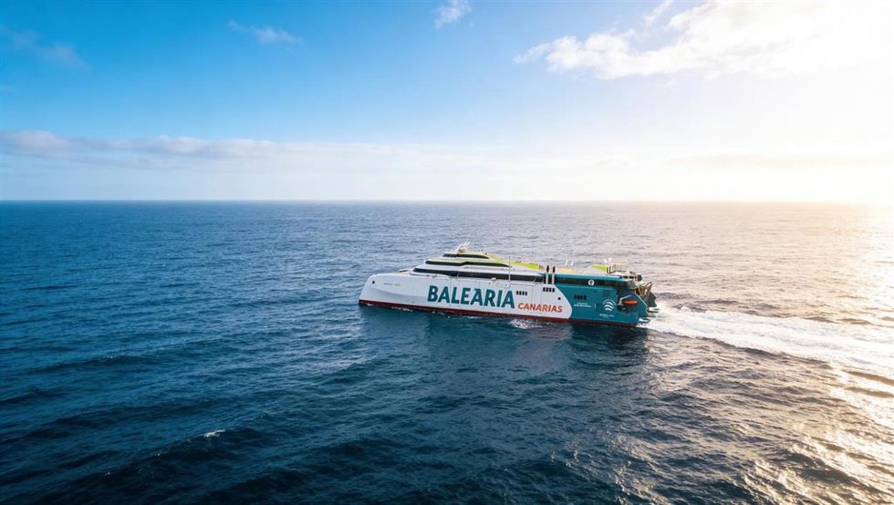 Fast ferry ecoeficiente de Baléaria Canarias Mercedes Pinto