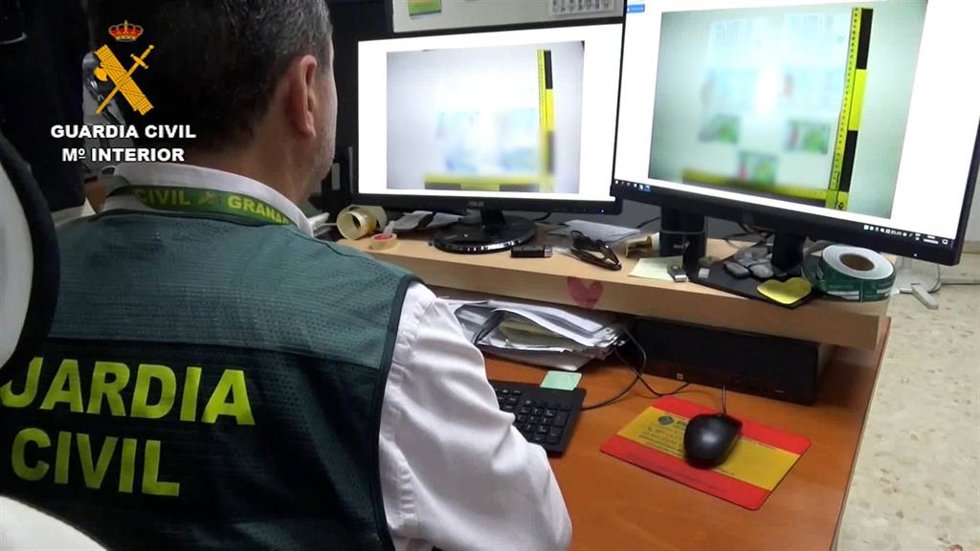 Archivo - Agente de la Guardia Civil en imagen de archivo.