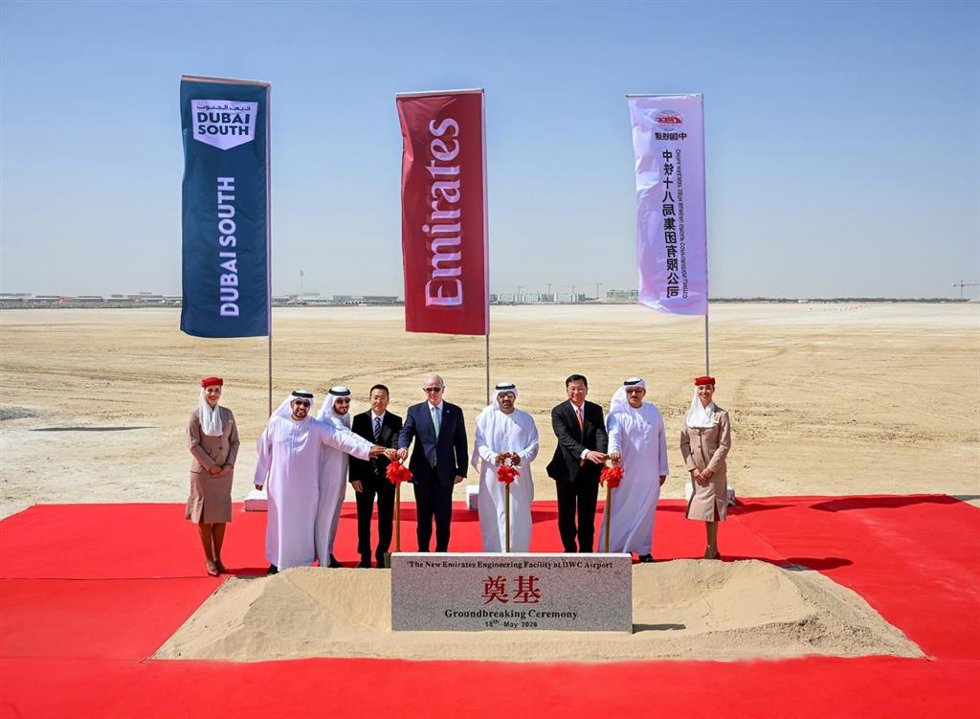 Emirates comienza las obras de su nuevo complejo de ingeniería en Dubái, valorado en casi 4.400 millones.