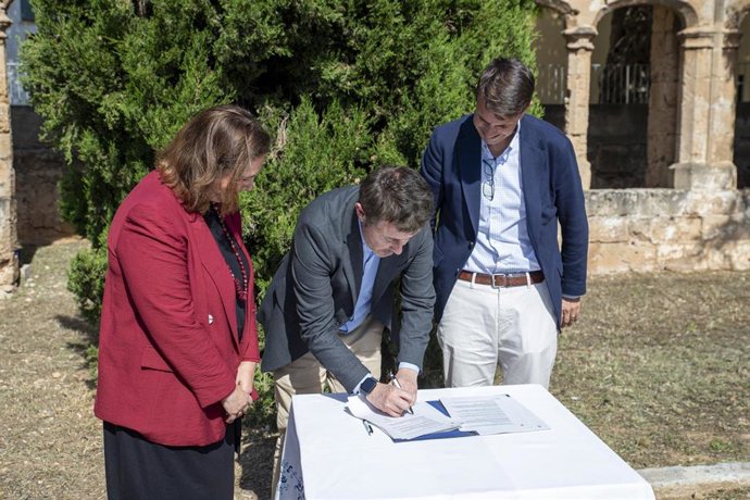 Salud y el Hospital Sant Joan de Déu ponen en marcha un programa de acompañamiento a la prevención del suicidio