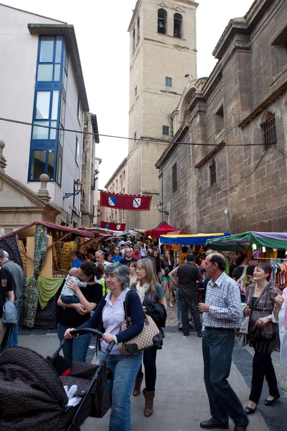 Archivo - Imagen de archivo de las fiestas de San Bernabé de Logroño