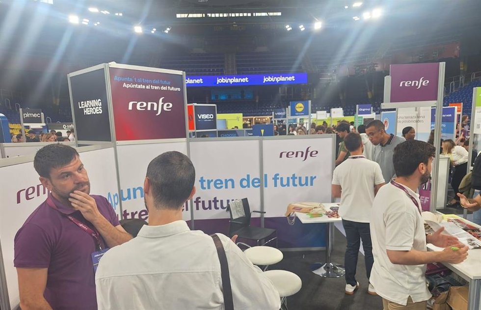 Renfe en el salón de ocupación JOBarcelona 26