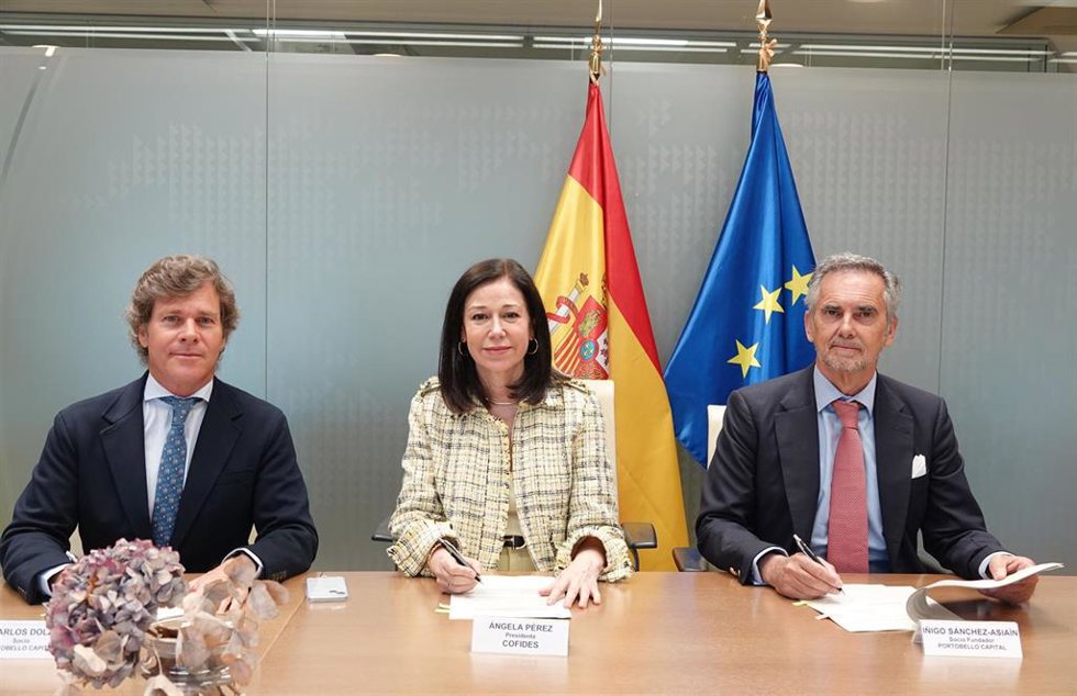 España y Qatar lanzan un fondo de inversión de 300 millones de euros para apoyar la transición verde y digital.