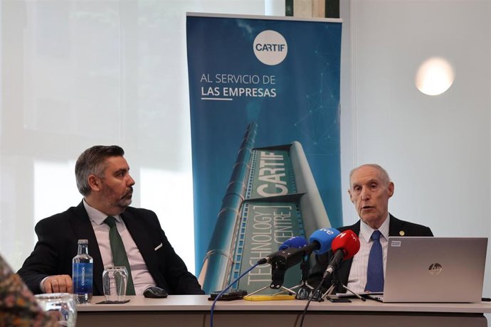El director general de Cartif, José Perán, junto al subdirector general, Sergio Sanz, en la presentación de la Memoria Anual 2025 del centro tecnológico