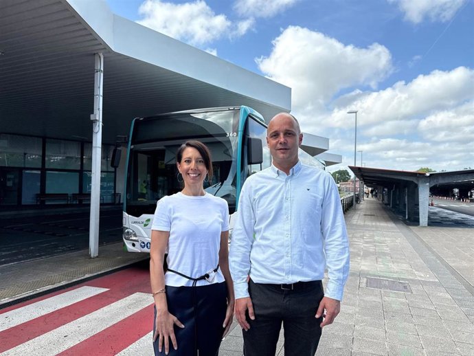 El Departamento De Movilidad, Turismo Y Ordenación Del Territorio Vuelve A Poner En Marcha La Línea Directa Entre El Aeropuerto De Hondarribia Y El Centro De Donostia Y Aumenta Las Conexiones Con El De Loiu.