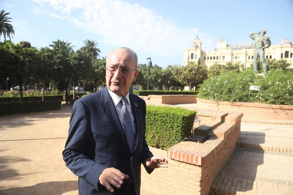 Archivo - El alcalde de Málaga, Francisco de la Torre, en una imagen de archivo. 