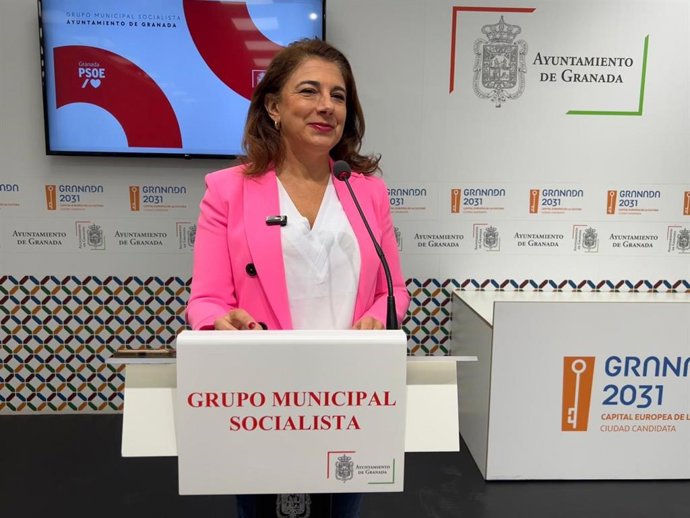 La portavoz del grupo municipal del PSOE de Granada, Raquel Ruz.