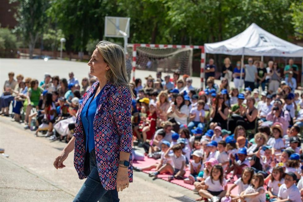 La ministra de Educación, Formación Profesional y Deportes, Milagros Tolón, en el acto del colegio Alfonso VI en Toledo.