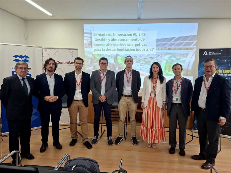 Cesur, a través de GeneraSur, su centro de innovación y desarrollo empresarial, ha celebrado el III Encuentro de Innovación Abierta "GestiGestión y almacenamiento de nuevas alternativas energéticas para la descarbonización industrial".