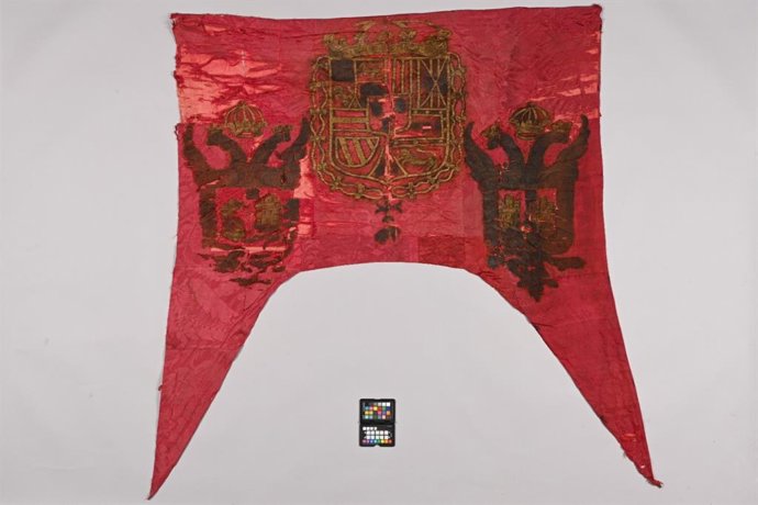Estado inicial del Pendón de Vera (Almería) antes de su restauración por parte del Instituto Andaluz del Patrimonio Histórico.