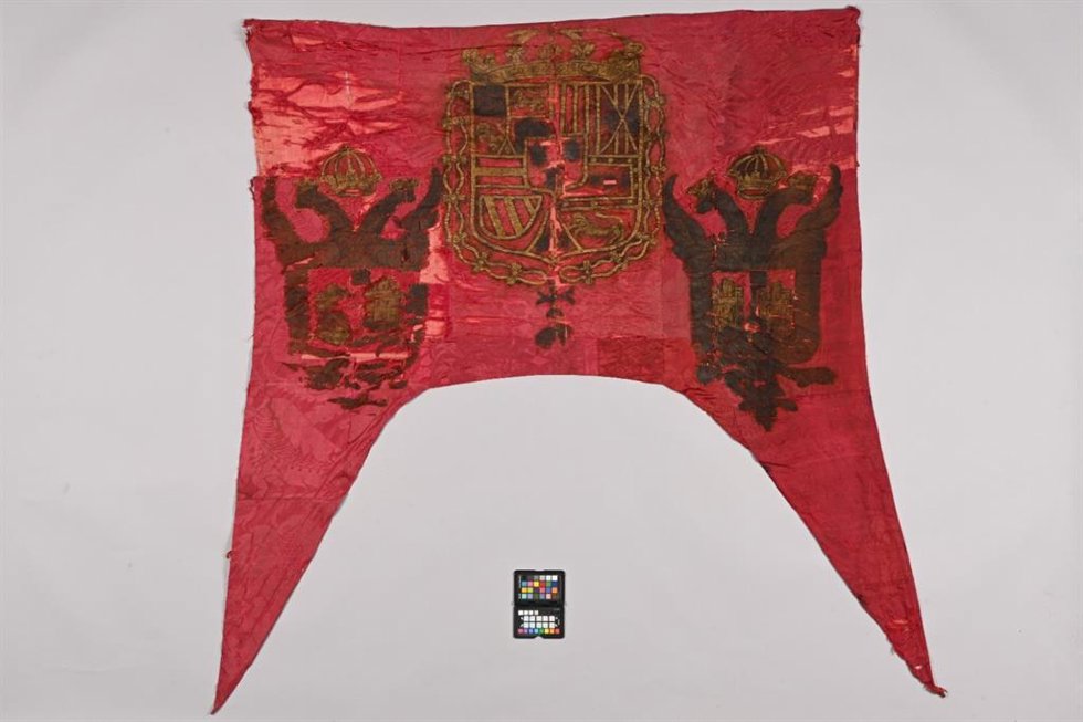 Estado inicial del Pendón de Vera (Almería) antes de su restauración por parte del Instituto Andaluz del Patrimonio Histórico.
