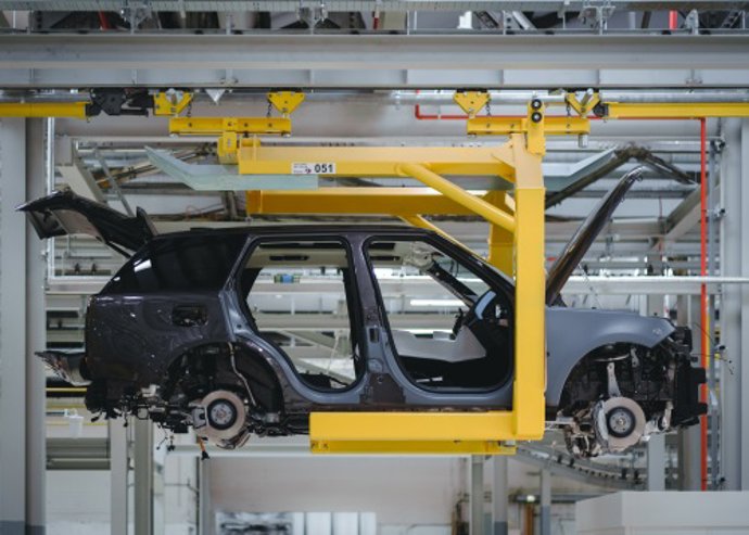 Archivo - Jaguar Land Rover