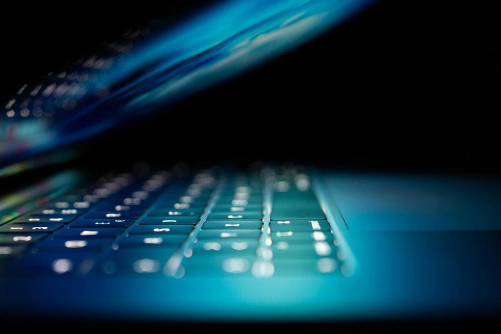 Recurso de ordenador portátil conectado a internet