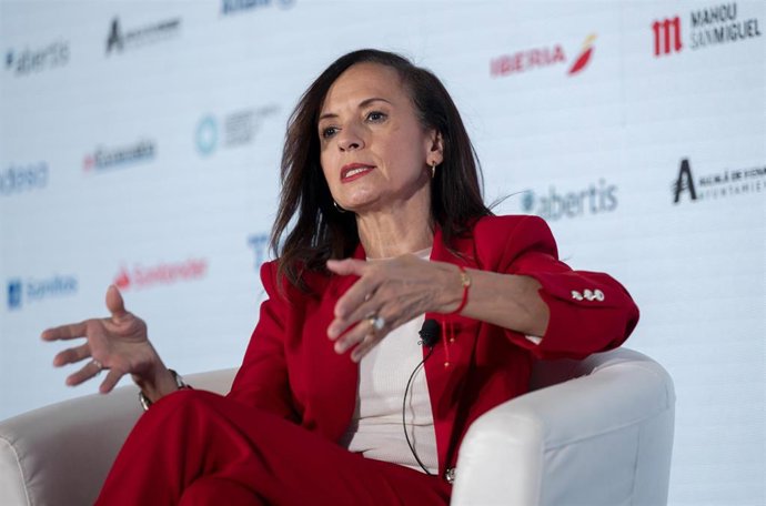 La presidenta de Redeia, Beatriz Corredor, durante la segunda jornada del VII Foro Internacional Expansión, en el Parador de Alcalá de Henares, a 20 de mayo de 2025, en Alcalá de Henares, Madrid (España).