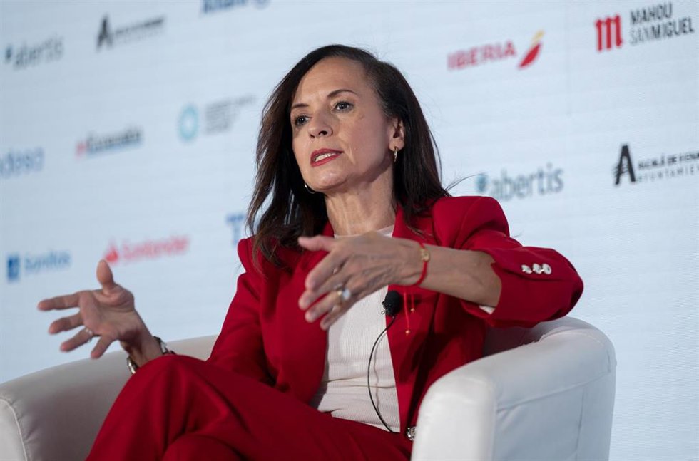 La presidenta de Redeia, Beatriz Corredor, durante la segunda jornada del VII Foro Internacional Expansión, en el Parador de Alcalá de Henares, a 20 de mayo de 2025, en Alcalá de Henares, Madrid (España).