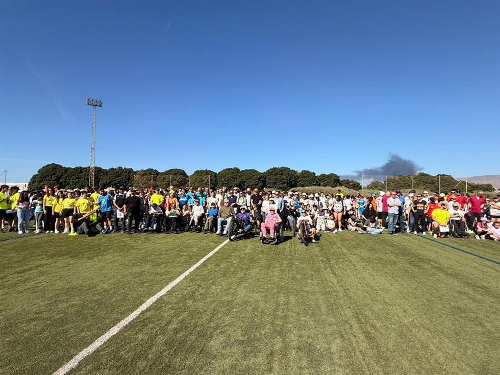 Participantes en las VIII Jornadas 'El deporte como vía hacia la inclusión', celebradas en las instalaciones deportivas de la Universidad de Almería.