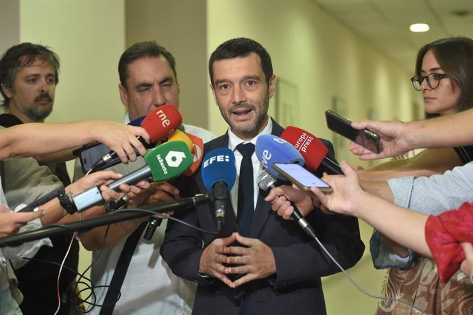 Archivo - El ministre de Drets Socials, Consum i Agenda 2030, Pablo Bustinduy