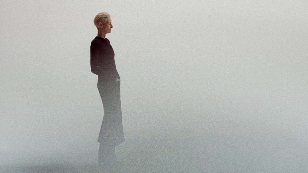 Performance de Tilda Swinton y Olivier Saillard