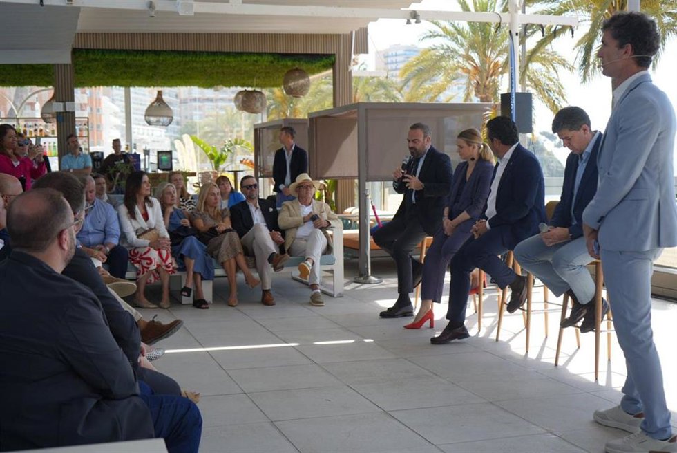 El CEO de Meliá, Gabriel Escarrer, en el acto de inauguración del paseo
