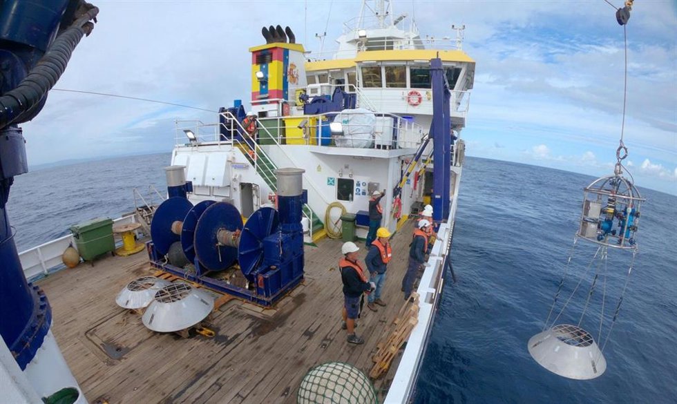 Trabajos  de monitorización de los ecosistemas marinos profundos a través del proyecto DILAN, del Instituto Español de Oceanografía (IEO, CSIC).