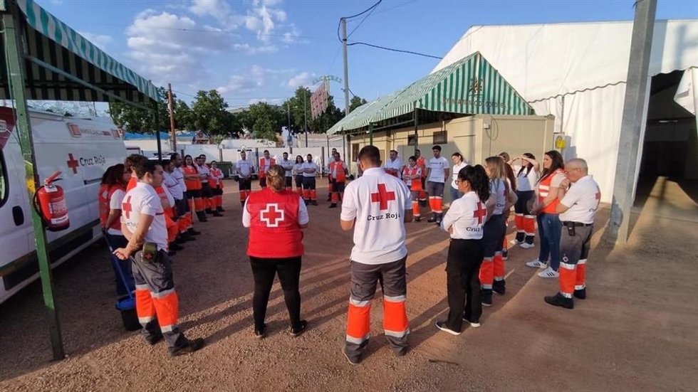 Dispositivo de Cruz Roja en una edición anterior de la Feria de Nuestra Señora de la Salud.