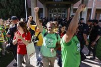 Sindicatos reclaman a Educación que "no se enroque" y siga negociando: "La pelota está en su tejado"