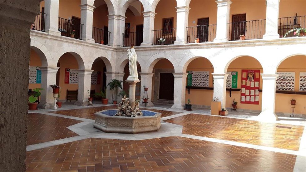 Archivo - Claustro del Santuario de El Henar, escenario de la muestra. 