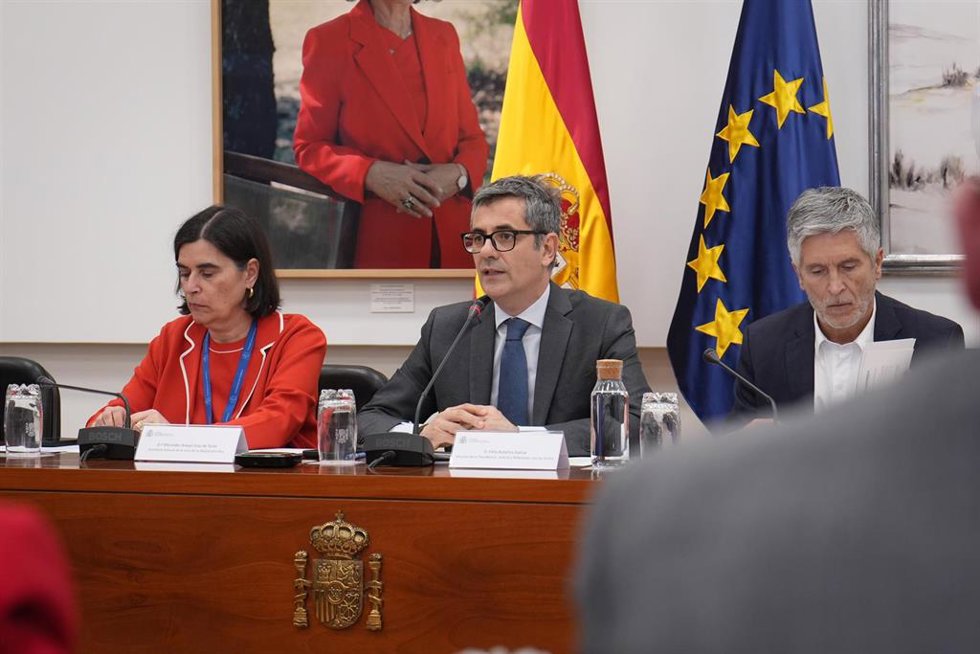 El ministro de la Presidencia, Justicia y Relaciones con las Cortes, Félix Bolaños, preside la reunión Iglesia-Estado sobre la visita del Papa a España.