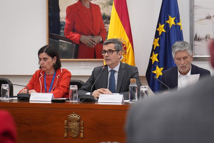 El ministro de la Presidencia, Justicia y Relaciones con las Cortes, Félix Bolaños, preside la reunión Iglesia-Estado sobre la visita del Papa a España.