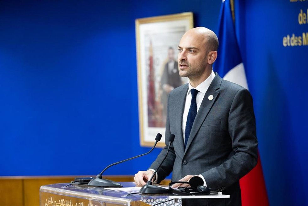 El ministro de Exteriores de Francia, Jean-Noel Barrot, desde la capital de Marruecos, Rabat